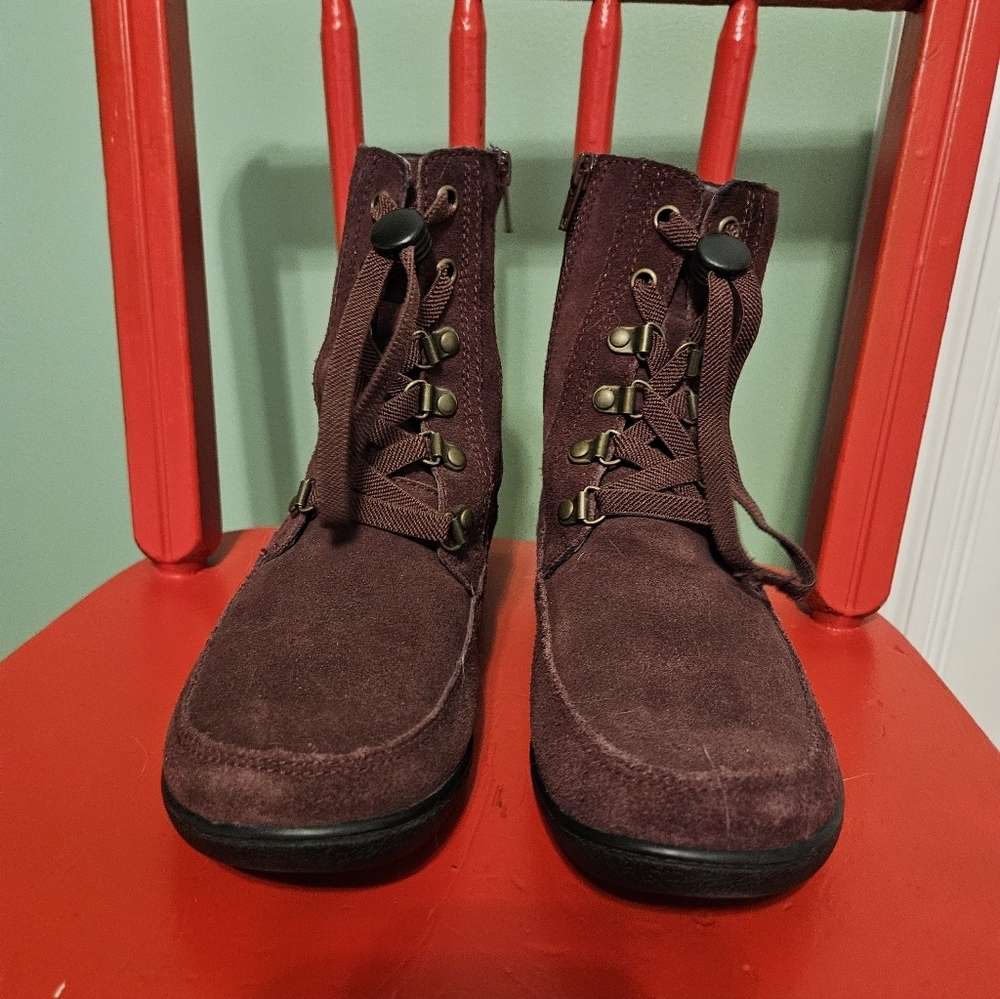 Clark's Kearns Sirena Burgundy Boots - Picture 5 of 9